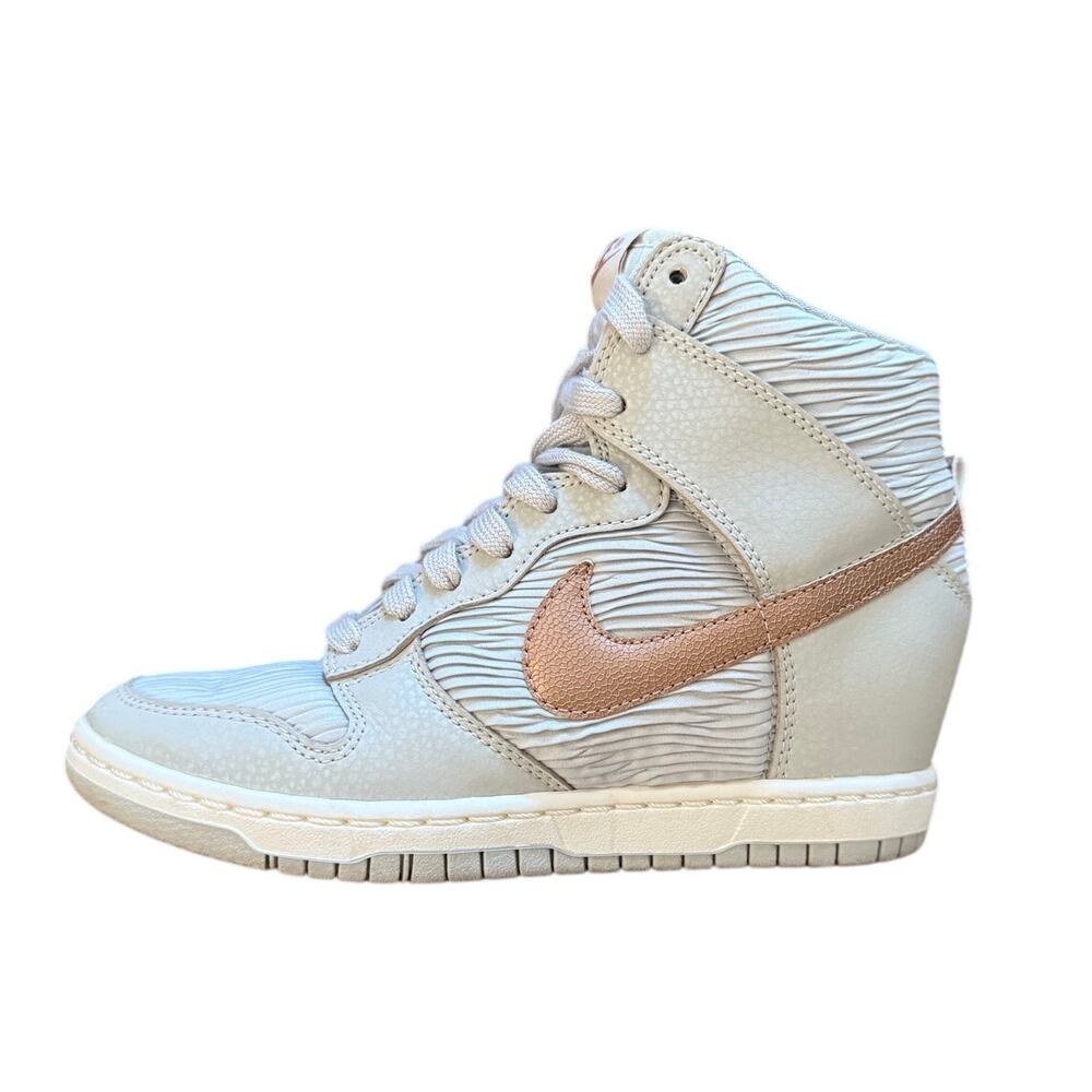 Rare Nike Dunk High Sky Hi Light Bone Metallic Red Bronze Sneaker Sz 5.5